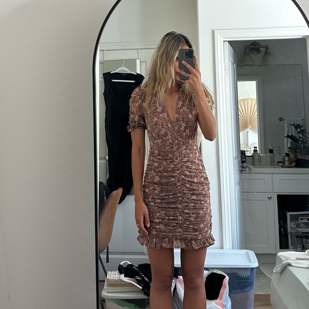 ASTR THE LABEL PINK DRESS